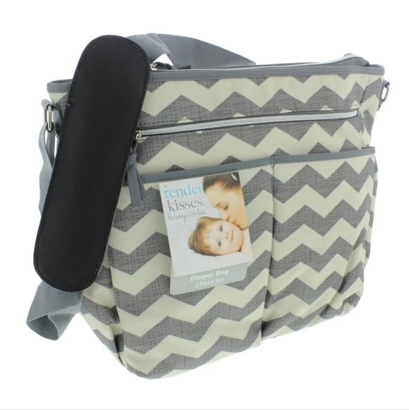 tender kisses Other - Tender Kisses NEW Grey Chevron Print Diaper Bag Changing Pad Pockets